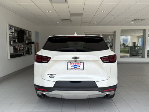 Used 2023 Chevrolet Blazer LT w/ Convenience Package FWD image 8