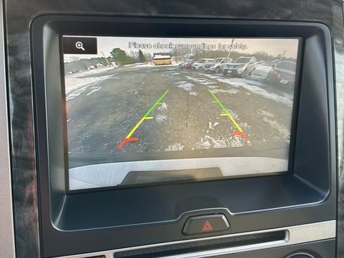 Used 2015 Ford Expedition Limited w/ Equipment Group 301A image 19