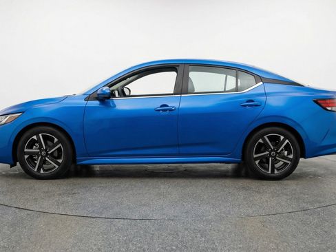 Used 2025 Nissan Sentra SV FWD image 5