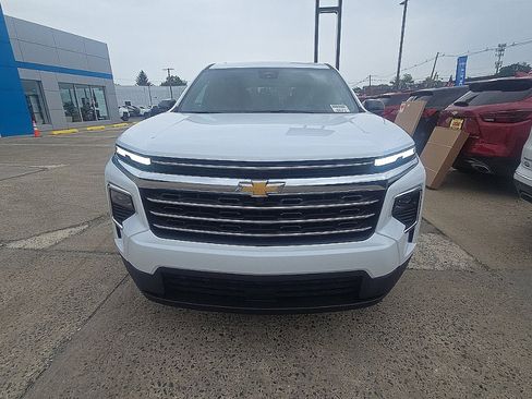 New 2026 Chevrolet Traverse LT w/ LPO, Floor Liner Package AWD/4WD image 3