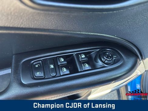 Used 2021 Jeep Compass Limited AWD/4WD image 15