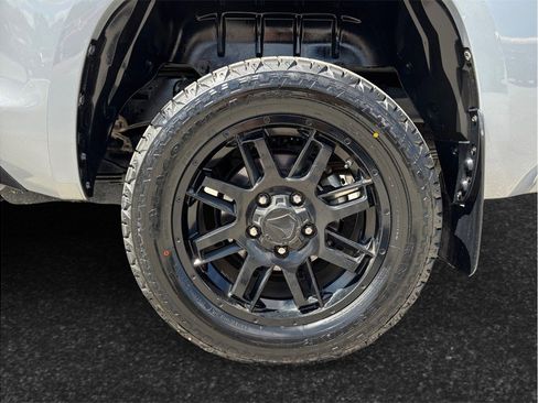 Used 2021 Toyota Tundra SR5 RWD image 15