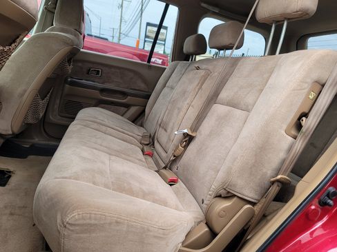 Used 2004 Honda Pilot EX image 13