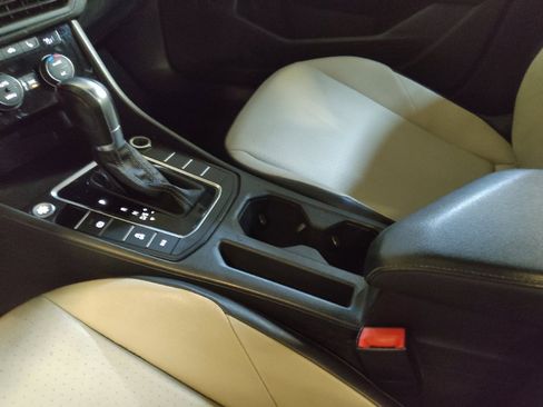 Used 2019 Volkswagen Jetta R-Line image 26