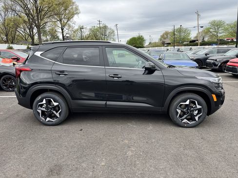 New 2026 Kia Seltos EX AWD/4WD image 2