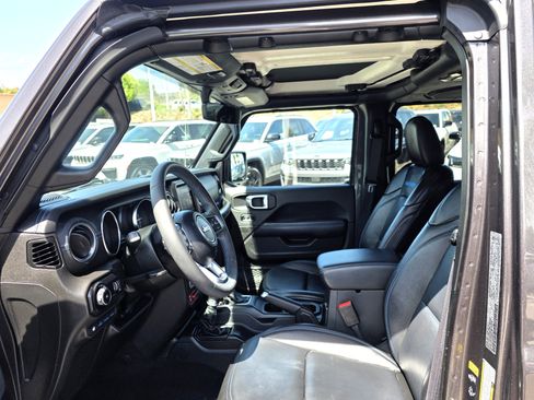 Certified 2023 Jeep Wrangler Unlimited Rubicon 4xe AWD/4WD image 8