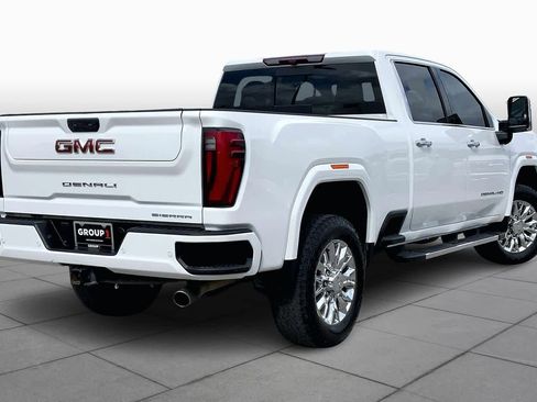 Used 2024 GMC Sierra 2500 Denali image 13