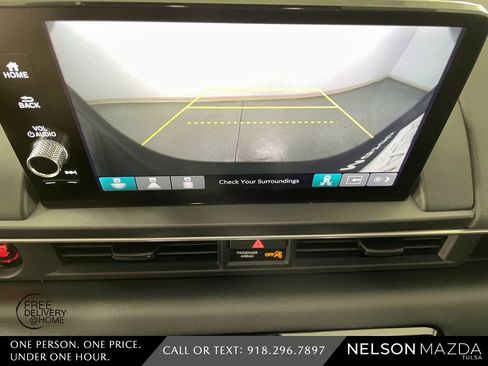 Used 2024 Honda Pilot Touring image 29