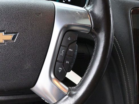 Used 2016 Chevrolet Traverse LT w/ Style and Technology Package AWD/4WD image 16