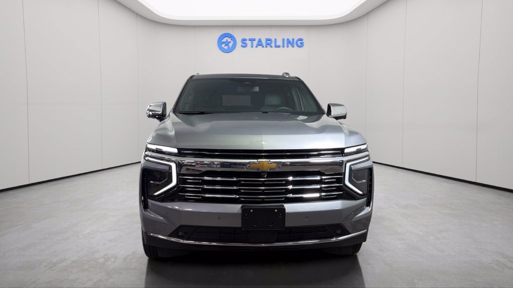 Used 2025 Chevrolet Suburban Premier RWD image 16