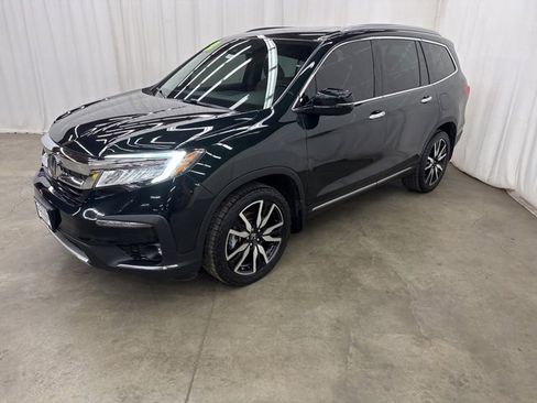 Used 2020 Honda Pilot Touring image 3
