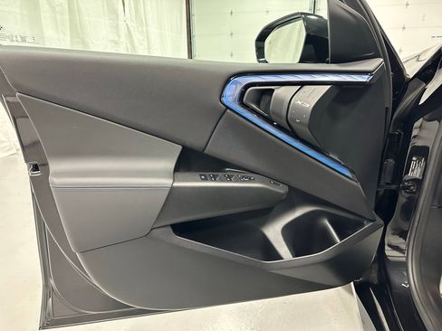 Used 2025 BMW X3 xDrive30i w/ M Sport Package image 8