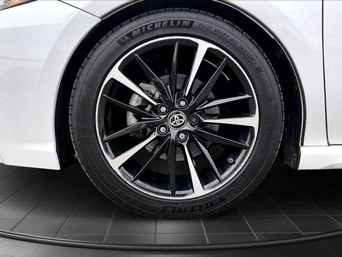 Used 2019 Toyota Camry XSE image 34