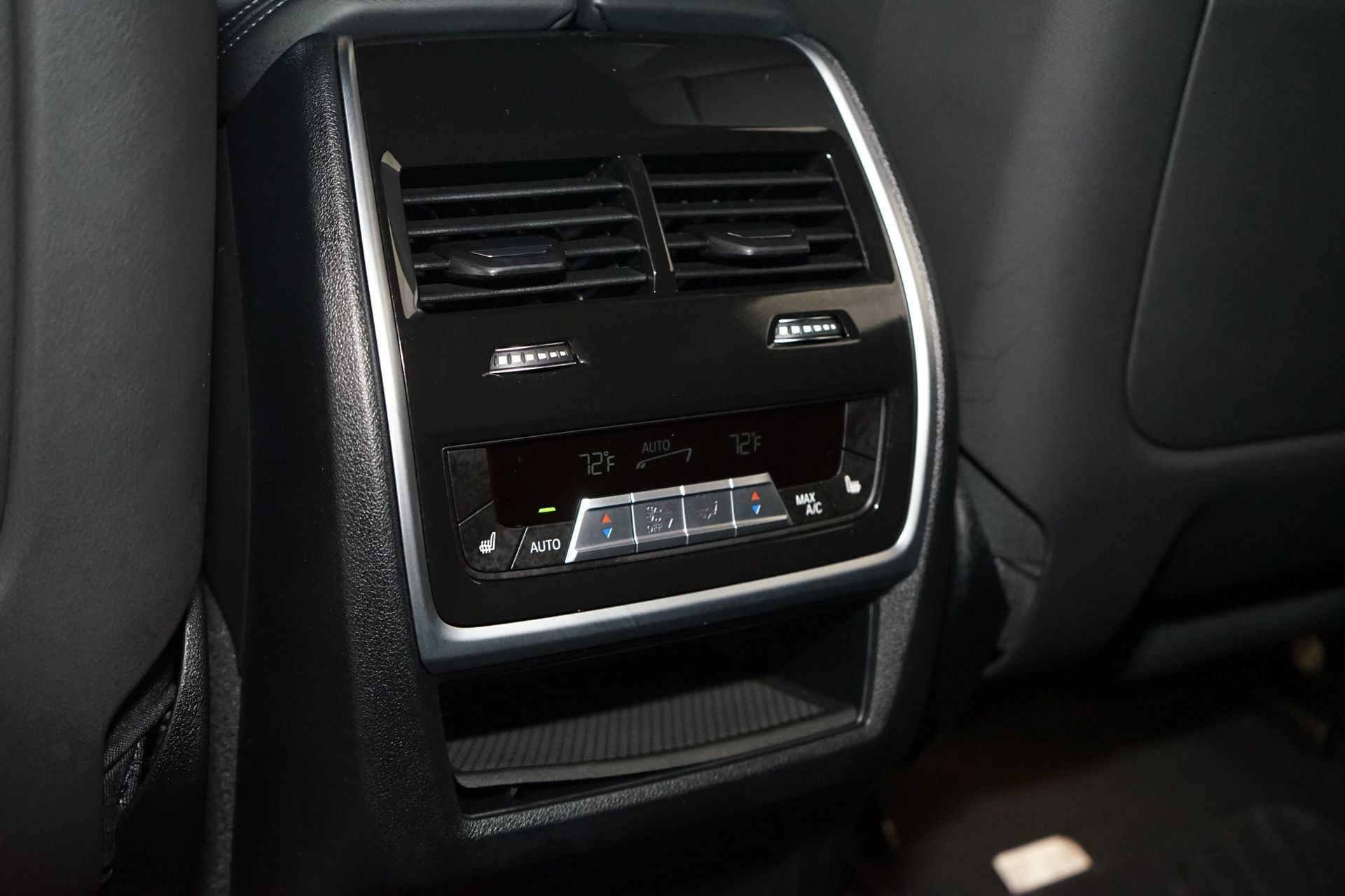 Used 2023 BMW XM AWD/4WD image 23