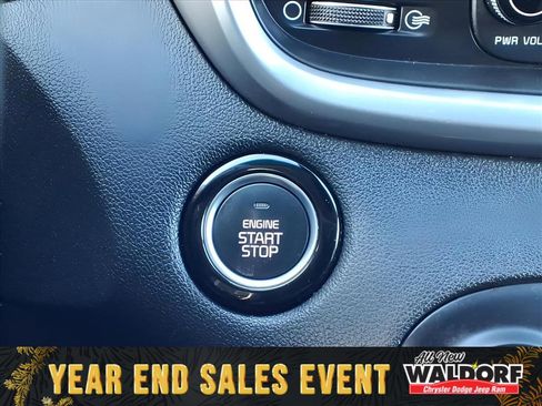 Used 2020 Kia Sorento EX image 17