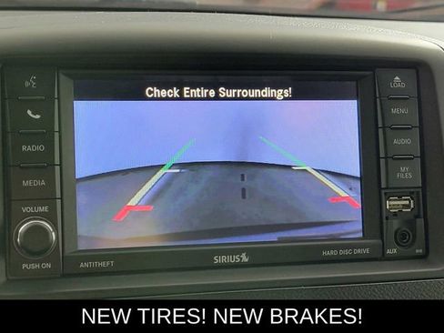 Used 2017 Dodge Grand Caravan SXT w/ Driver Convenience Group image 34