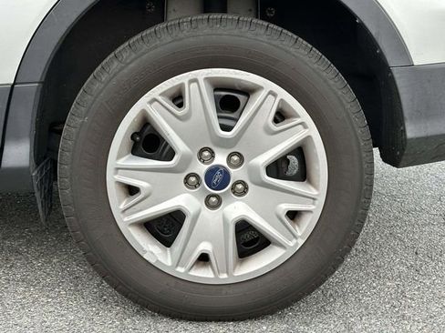 Used 2014 Ford Escape S image 8