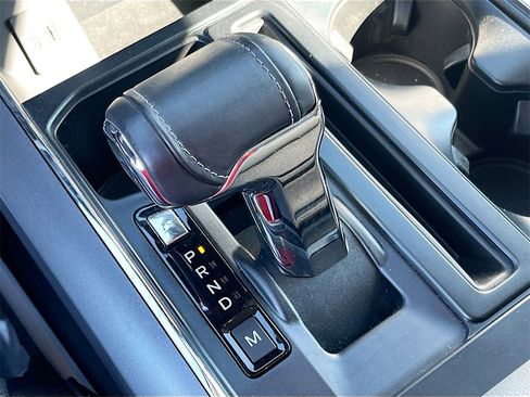 Used 2023 Ford F150 Lariat w/ Trailer Tow Package image 17