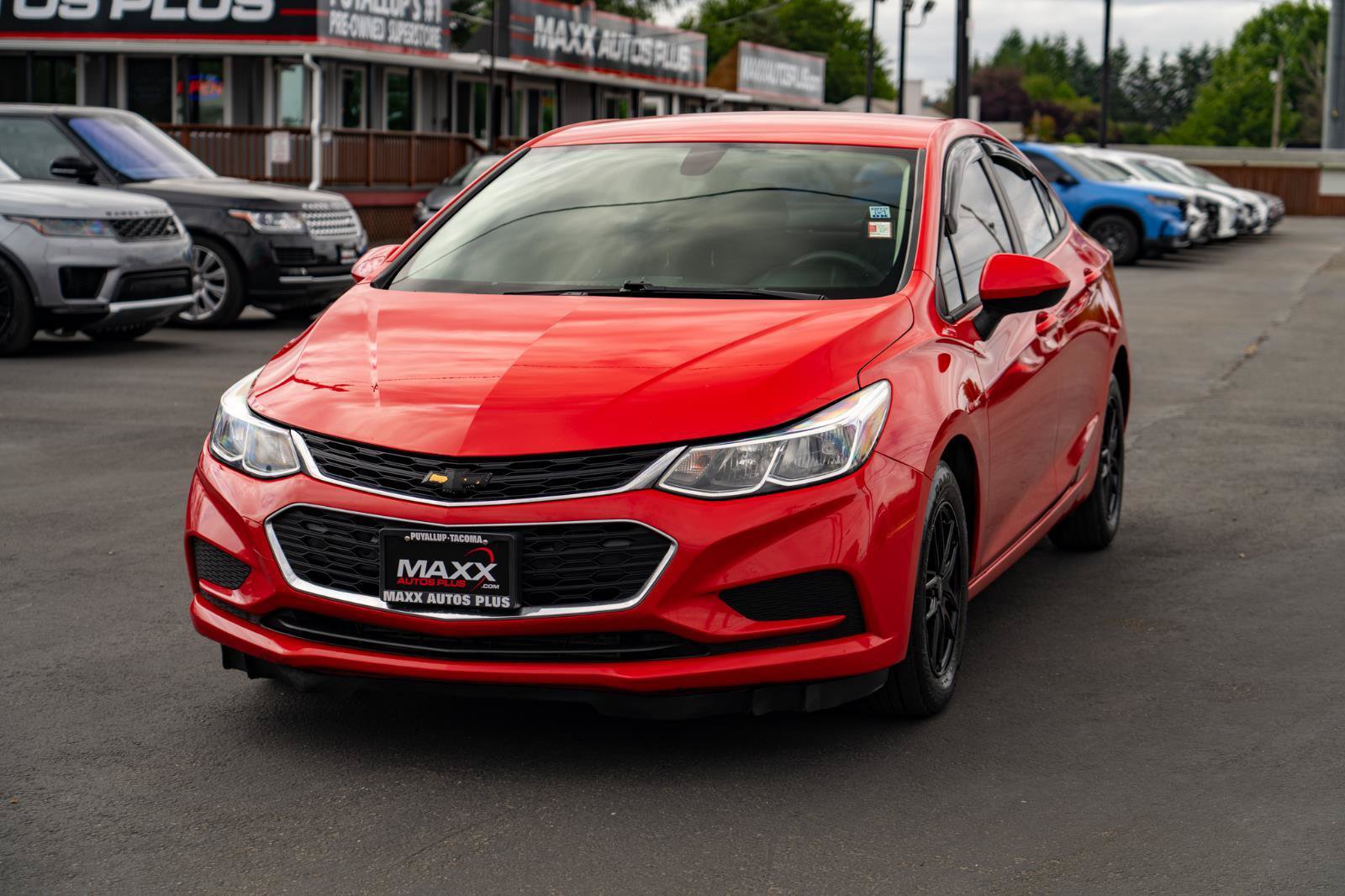 Used 2018 Chevrolet Cruze LS FWD image 4