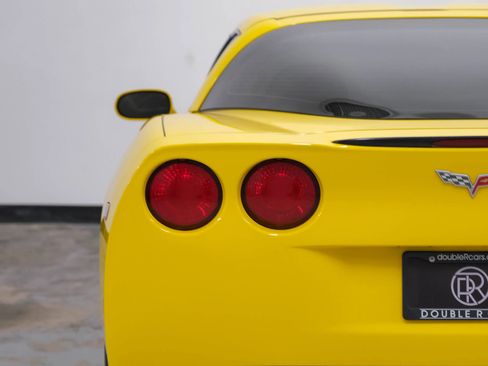 Used 2006 Chevrolet Corvette Coupe image 34