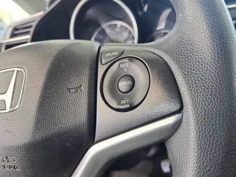 Used 2020 Honda Fit LX image 23