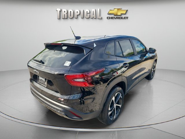 New 2026 Chevrolet Trax RS w/ Driver Confidence Package FWD image 5