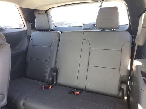 Used 2020 Chevrolet Traverse RS image 10