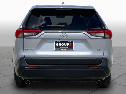 Used 2025 Toyota RAV4 LE FWD image 5