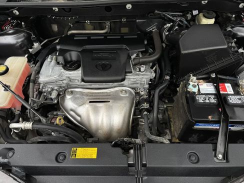 Used 2015 Toyota RAV4 Limited w/ Technology Package FWD image 29