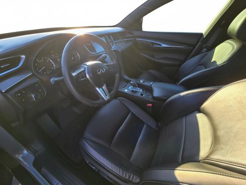 Used 2023 INFINITI QX55 Luxe w/ Cargo Package AWD/4WD image 9