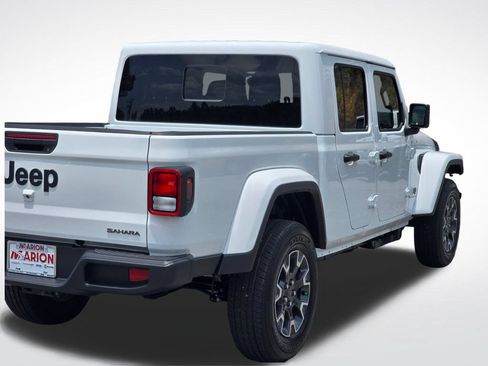 New 2026 Jeep Gladiator Sport AWD/4WD image 40