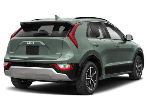 Certified 2023 Kia Niro FWD image 2