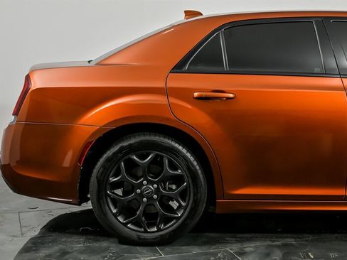 Used 2021 Chrysler 300 Touring L image 12