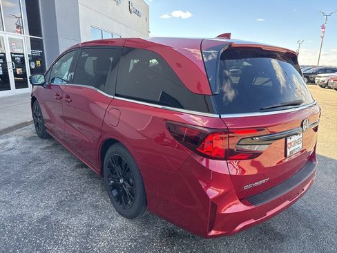 Used 2025 Honda Odyssey Sport-L image 6