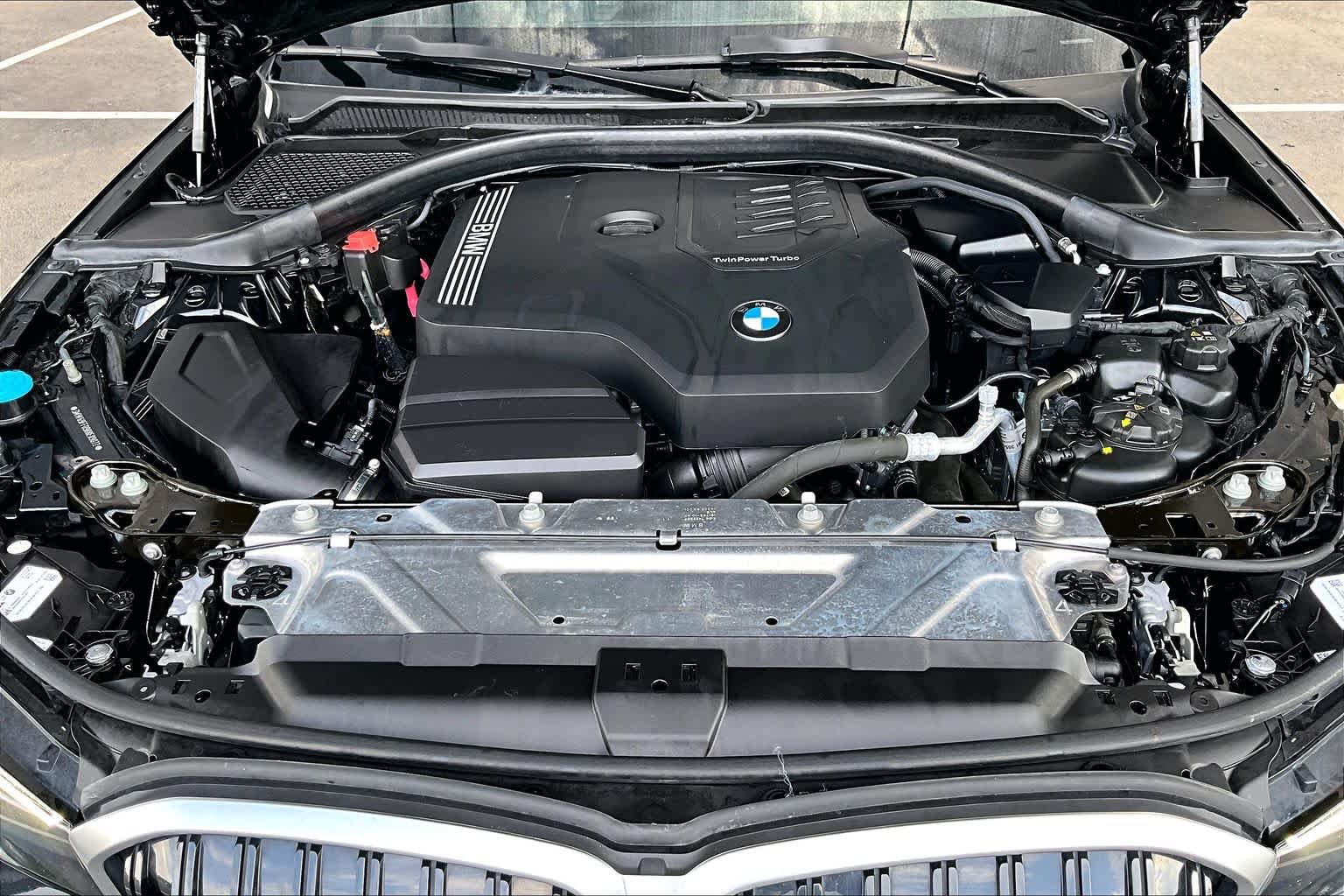 Used 2024 BMW 330i Sedan RWD image 32
