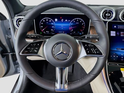 New 2026 Mercedes-Benz GLC 300 4MATIC image 13