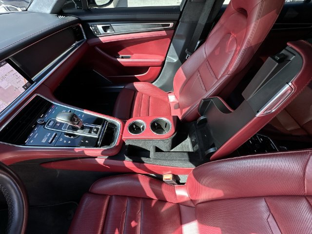 Used 2019 Porsche Panamera Turbo AWD/4WD image 28