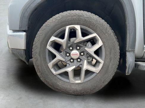 Used 2024 GMC Sierra 1500 SLT w/ SLT Premium Package image 23