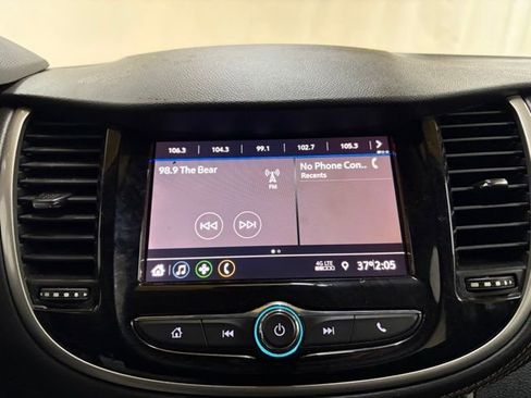 Used 2020 Chevrolet Trax LS image 34