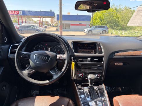 Used 2014 Audi Q5 2.0T Premium Plus w/ Premium Plus Package AWD/4WD image 10