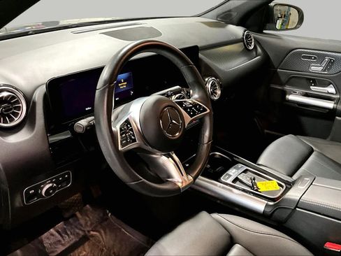 Used 2024 Mercedes-Benz GLA 250 4MATIC image 17