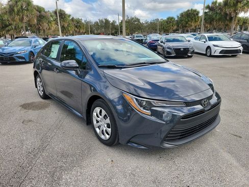 Used 2026 Toyota Corolla LE image 2