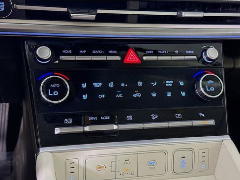 Certified 2025 Hyundai Santa Fe Calligraphy AWD/4WD image 10