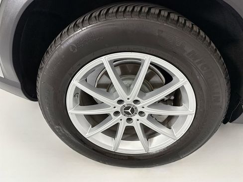 Certified 2025 Mercedes-Benz GLE 350 4MATIC image 32