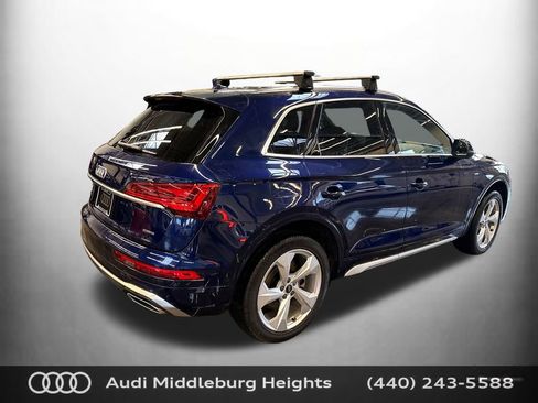 Used 2023 Audi Q5 2.0T Prestige w/ Prestige Package image 9