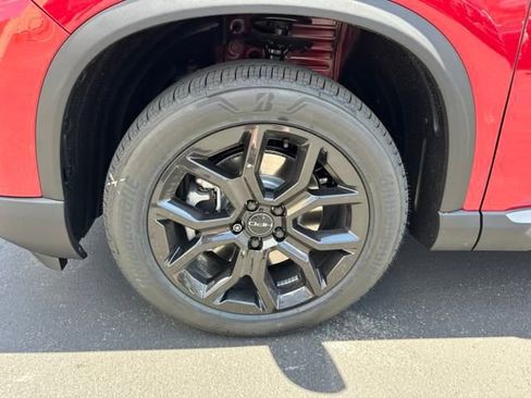 New 2025 Honda Pilot Touring image 41