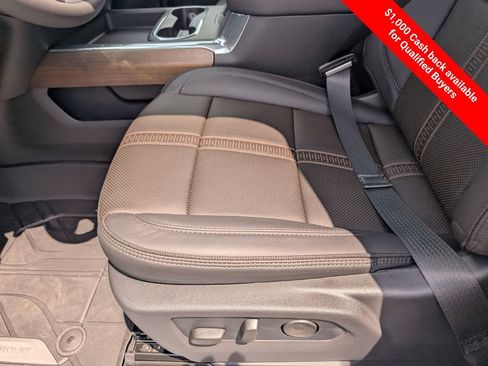 New 2026 Chevrolet Silverado 3500 High Country w/ High Country Premium Package AWD/4WD image 24