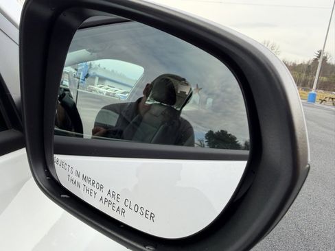 New 2026 Chevrolet Trax LT w/ Driver Confidence Package image 27