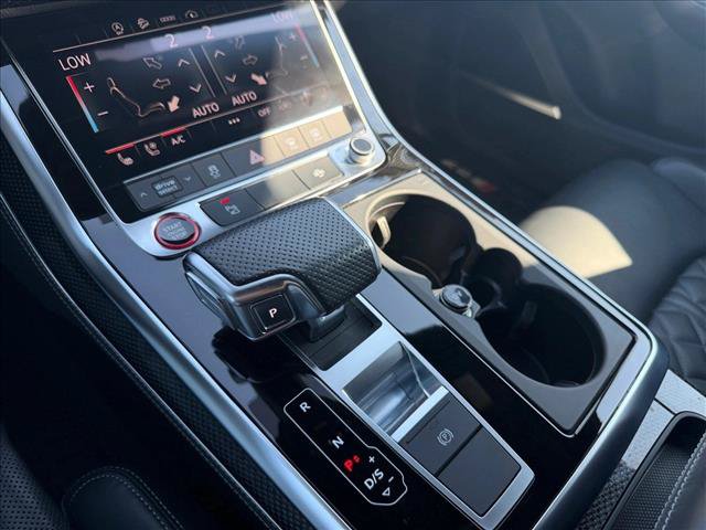 Used 2022 Audi SQ7 Premium Plus AWD/4WD image 12