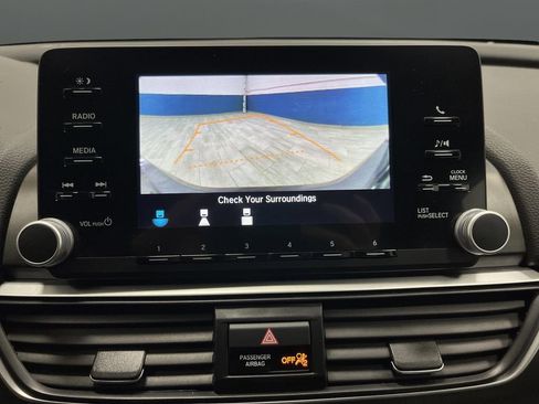 Used 2019 Honda Accord LX image 8